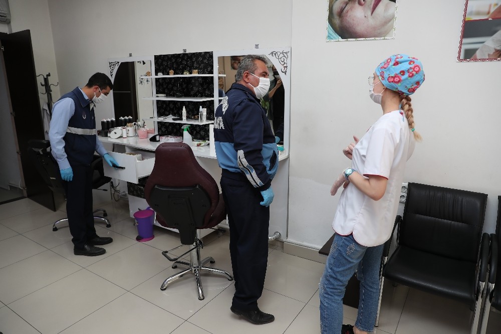 Merkezefendi’de berber ve kuaför salonlarına zabıta denetimi 
