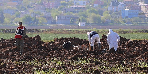 Yayladağı'na top mermisi düştü: 2 yaralı