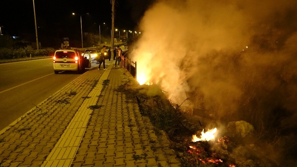 Mersin Antalya karayolu çevresinde 3 ayrı yangın 