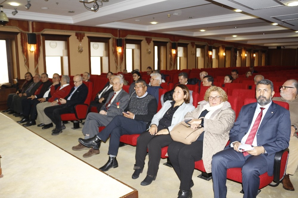 ’Mersin Art 2020’ paneli düzenlendi 
