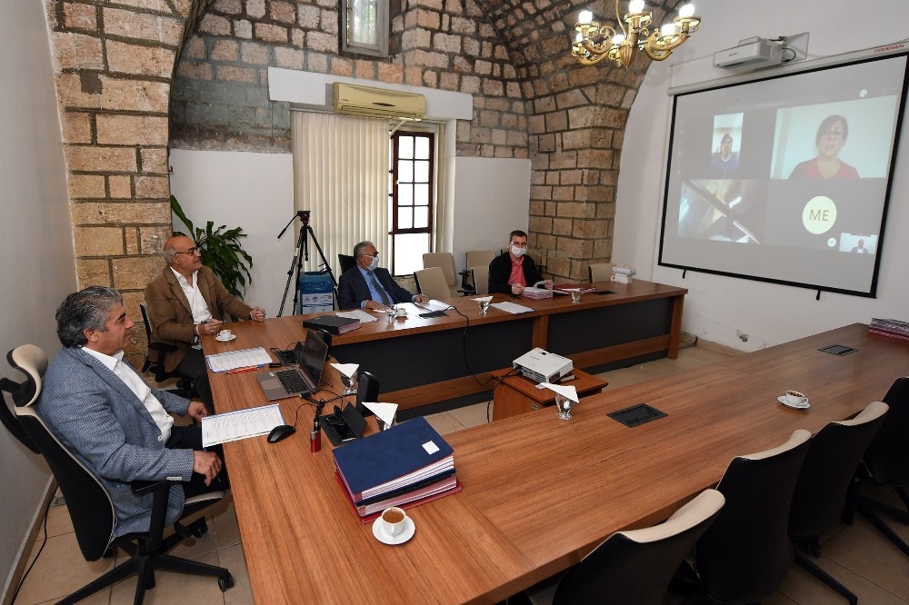 Mersin Büyükşehir Belediyesi Encümen Toplantısı, video konferans ile yapıldı 