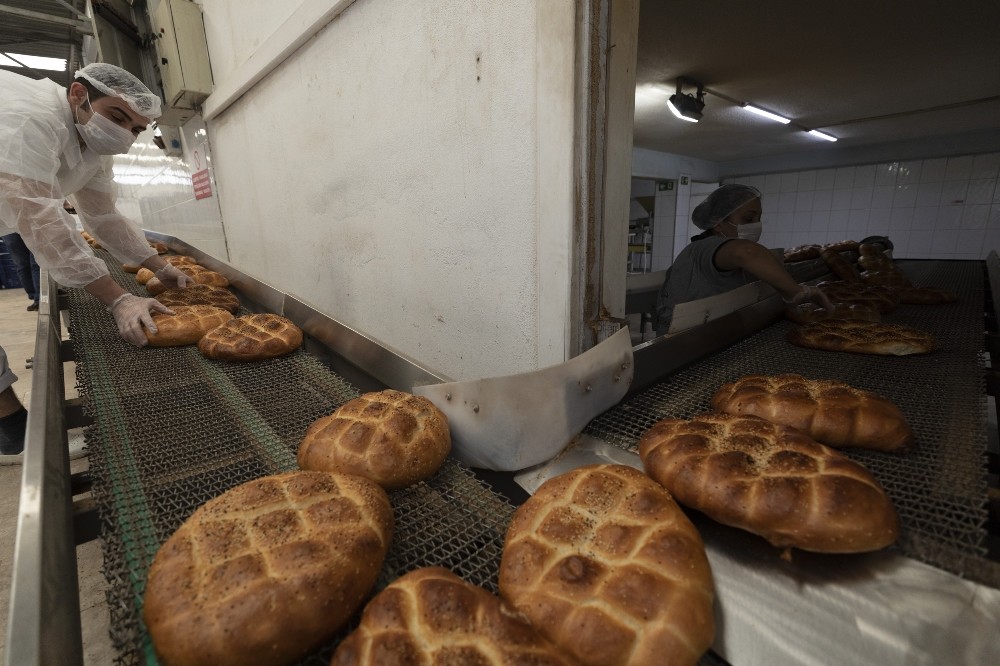 Mersin Büyükşehir Belediyesi, Ramazan pidesi üretimine başladı 