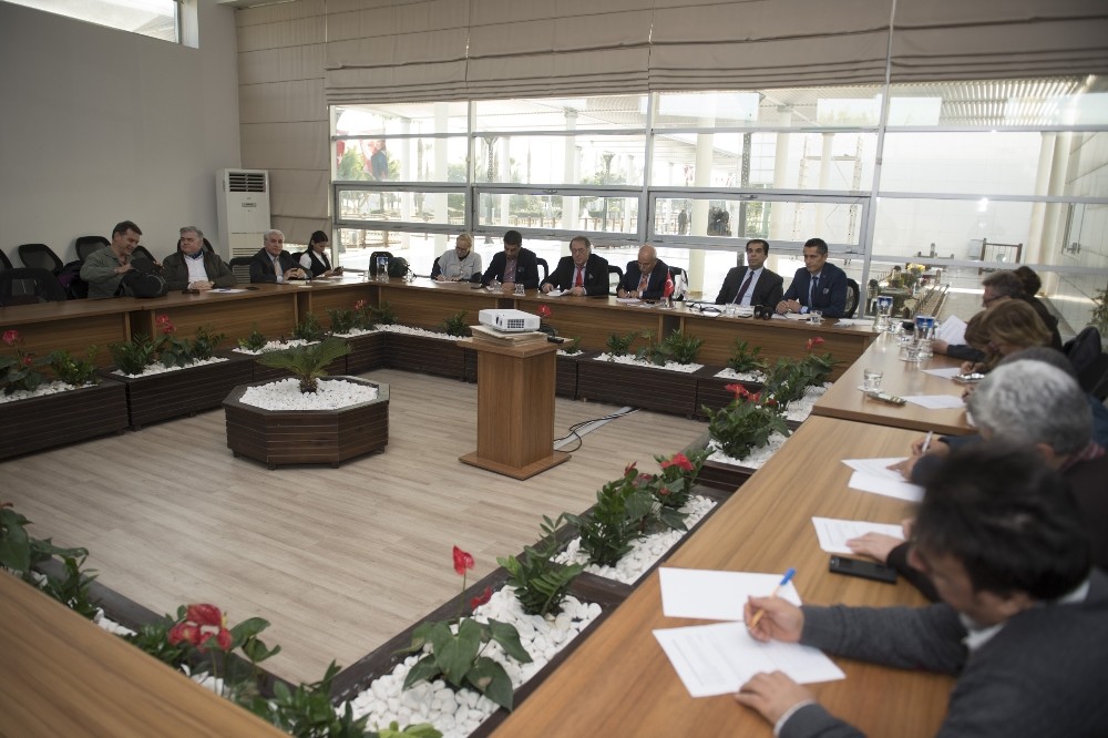 Mersin Büyükşehir Belediyesi, turizm aktörlerini konferansta buluşturdu 