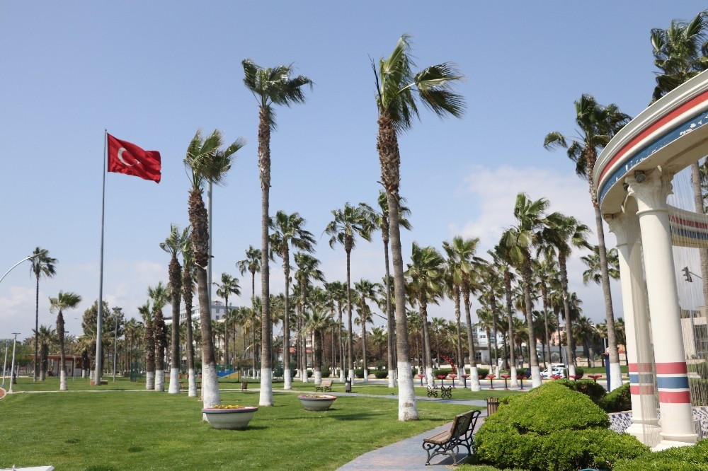 Mersin evde kalıyor 