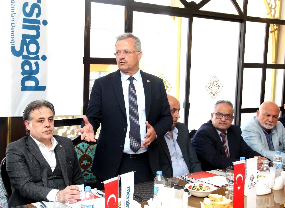 Mersin GİAD’ın konuğu Sabri Tekli oldu 