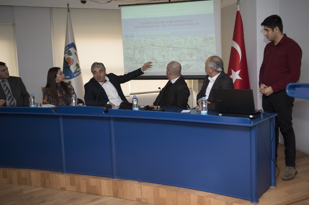 Mersin kent merkezinin trafik sorunu yeniden ele alınıyor 
