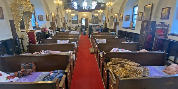 Mersin Rum Ortodoks Kilisesi kapılarını depremzedelere açtı