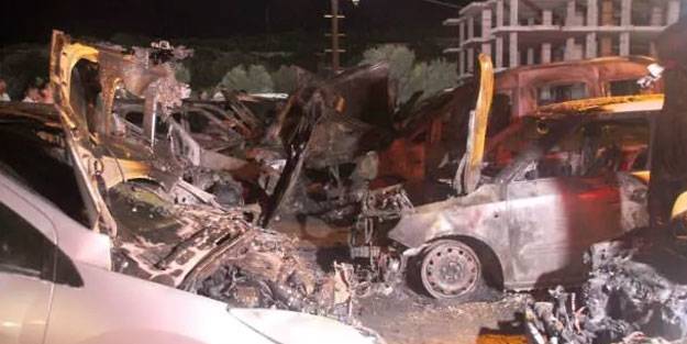 Mersin'de 12 araç alev alev yandı