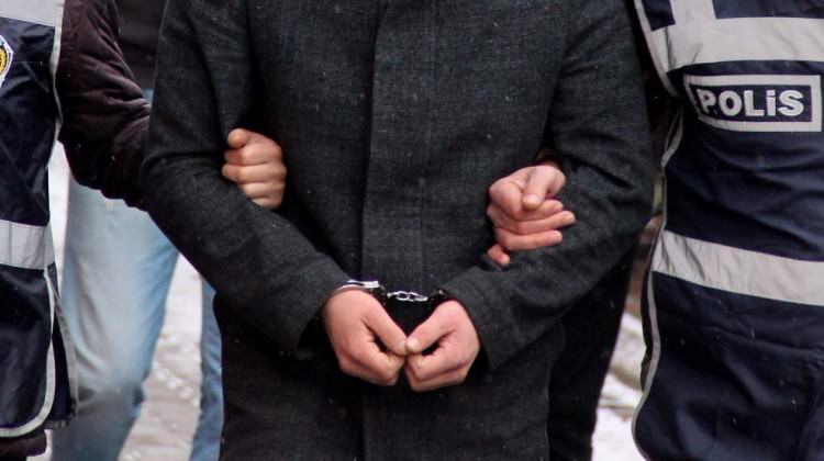 Mersin'de 17 polise ByLock gözaltısı