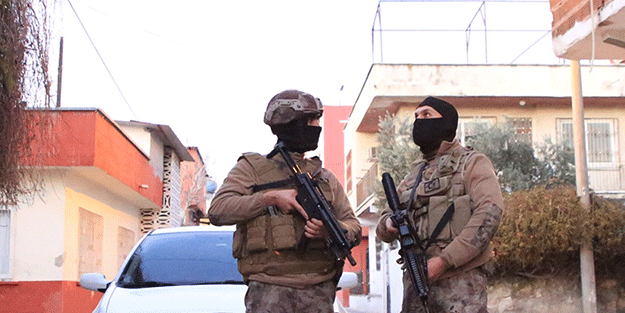 Mersin'de 20 PKK/KCK şüphelisi hakkında gözaltı kararı