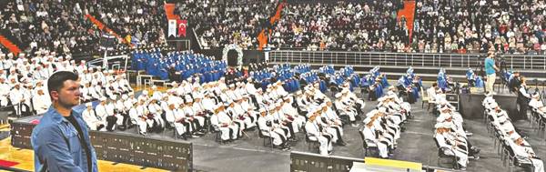 Mersin’de 260 hafız taçlandı