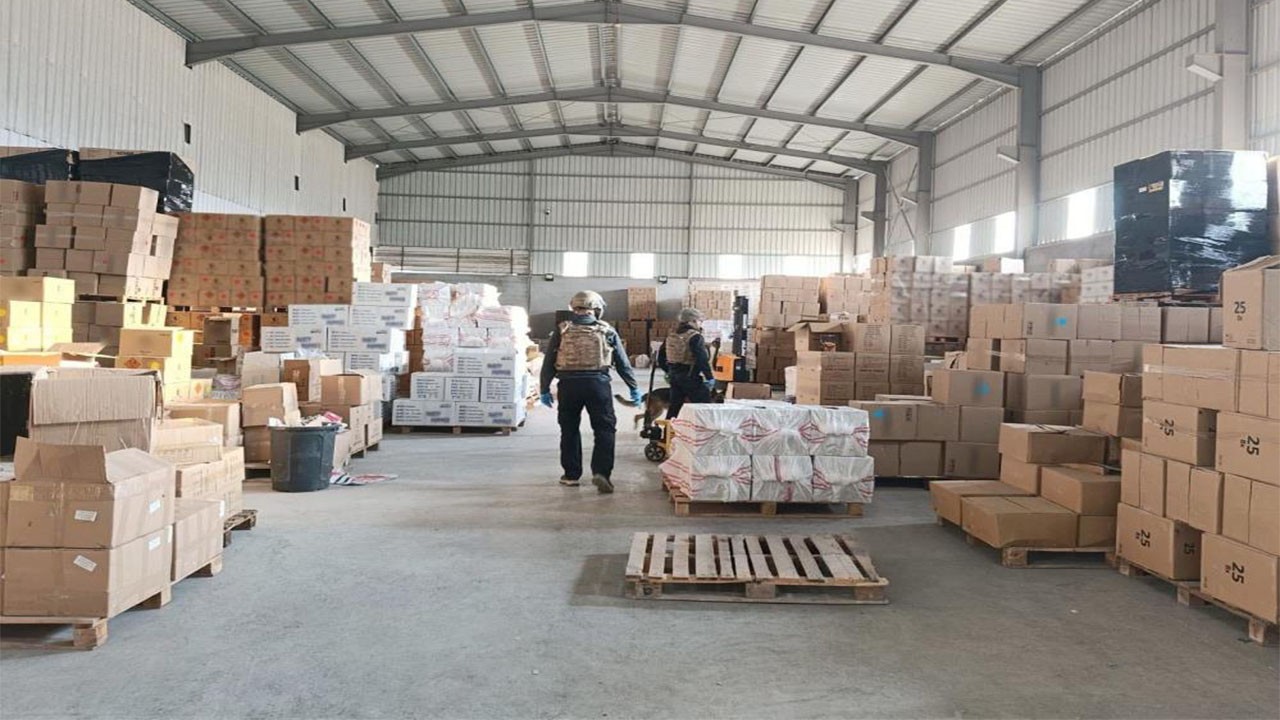 Mersin'de binlerce patlayıcı ele geçirildi