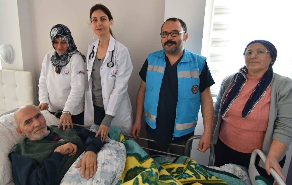 Mersin’de evde sağlık hizmeti yüz güldürüyor