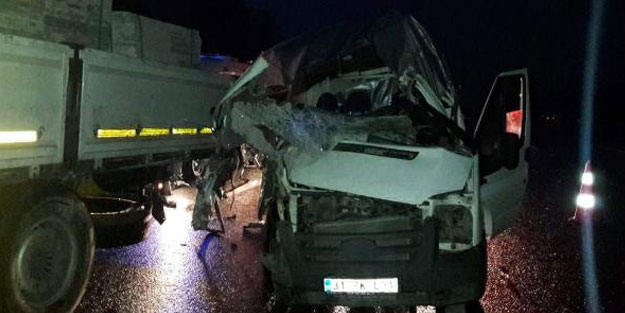 Mersin'de feci kaza! 2 kişi yaşamını yitirdi