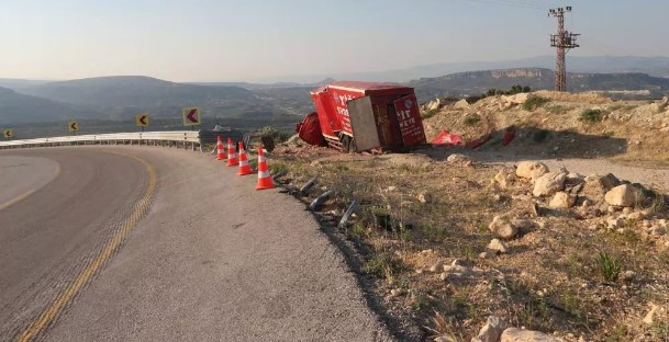 Mersin'de feci kaza: 4 kişi hayatını kaybetti