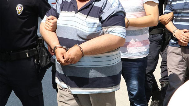 Mersin'de FETÖ operasyonu: 29 kişi gözaltında