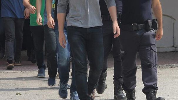 Mersin'de FETÖ operasyonu