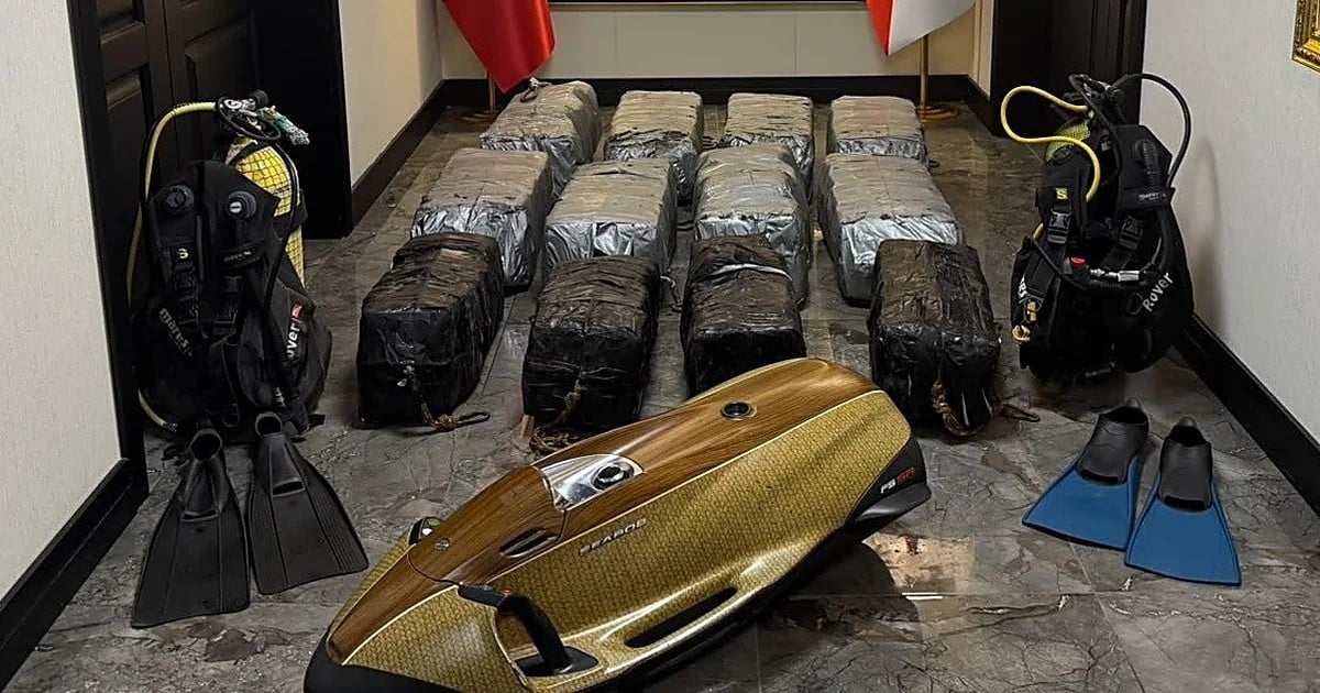 Mersin'de geminin su altı zulasından 350 kilogram kokain çıktı, 9 şüpheli yakalandı