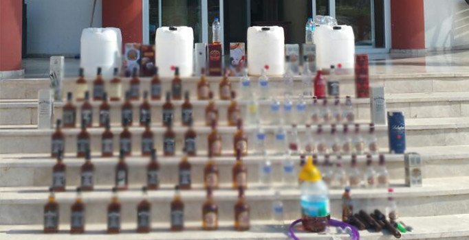 Mersin’de kaçak içki operasyonu