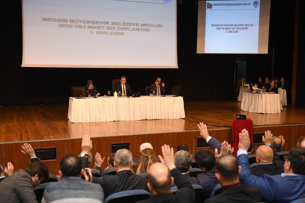 Mersin’de koronavirüs salgını süresince borçtan dolayı su kesintisi uygulanmayacak 