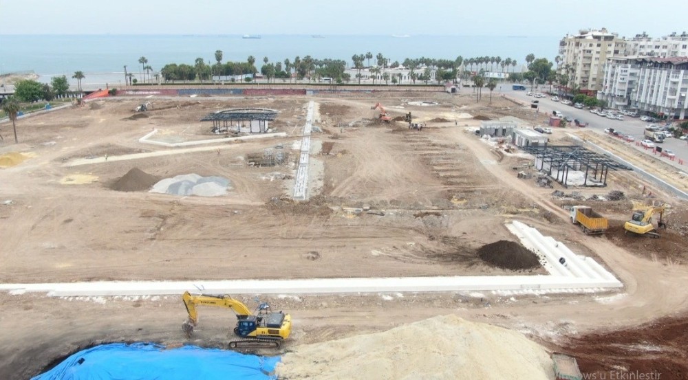 Mersin’de ’Millet Bahçesi’ çalışmaları hız kesmeden devam ediyor 