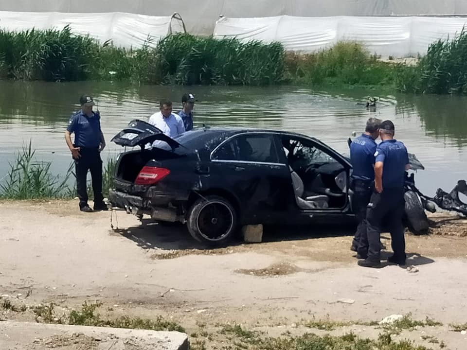 Mersin’de otomobil dereye yuvarlandı: 3 ölü 