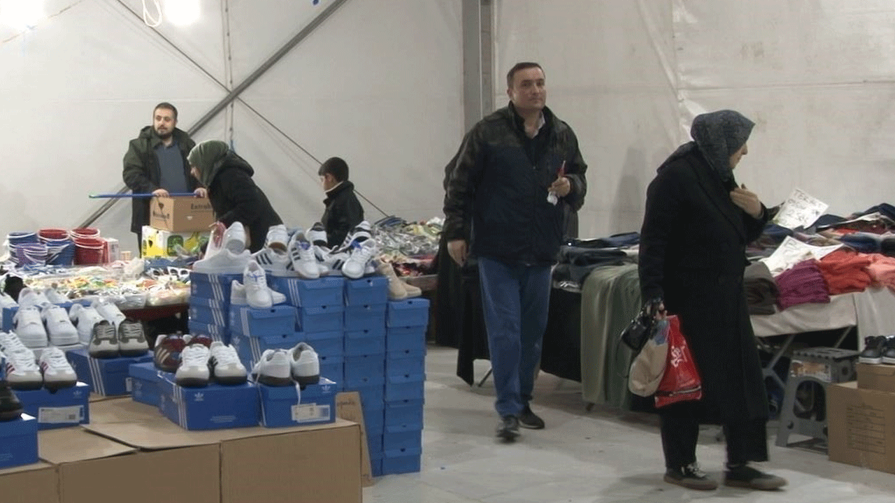 Mersin'de Ramazan Bayramı'na özel alışveriş festivaline yoğun ilgi