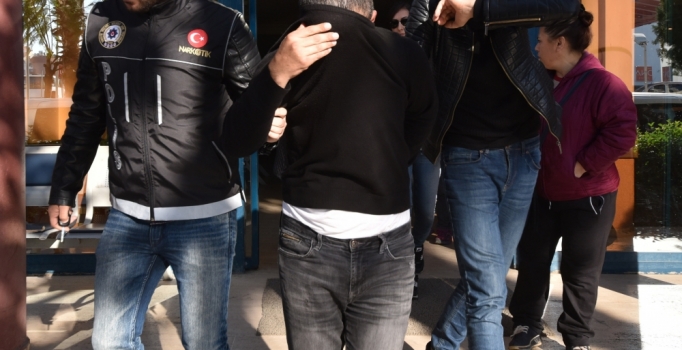 Mersin'de sahte deterjan operasyonu: 3 gözaltı