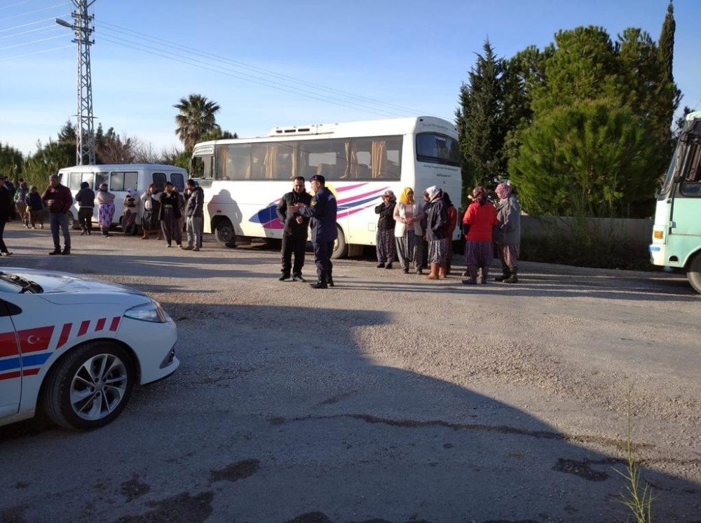 Mersin’de servis araçları denetleniyor 