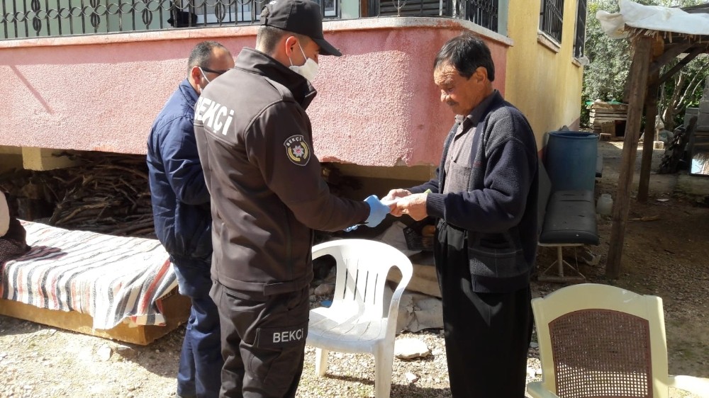 Mersin’de sosyal destek ödemeleri başladı 