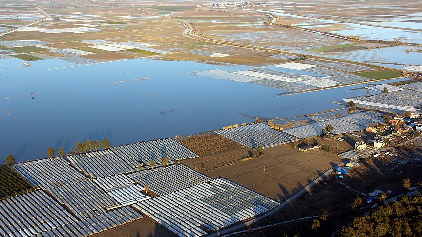 Mersin'de 'yaralar' sarılmaya çalışıyor