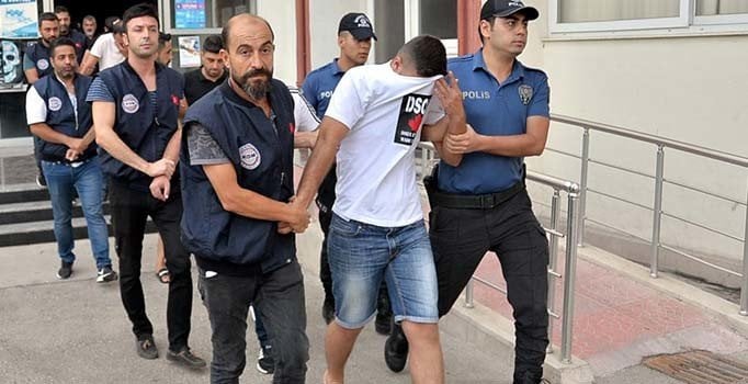 Mersin'de yasa dışı bahis operasyonu: 43 kişi gözaltında