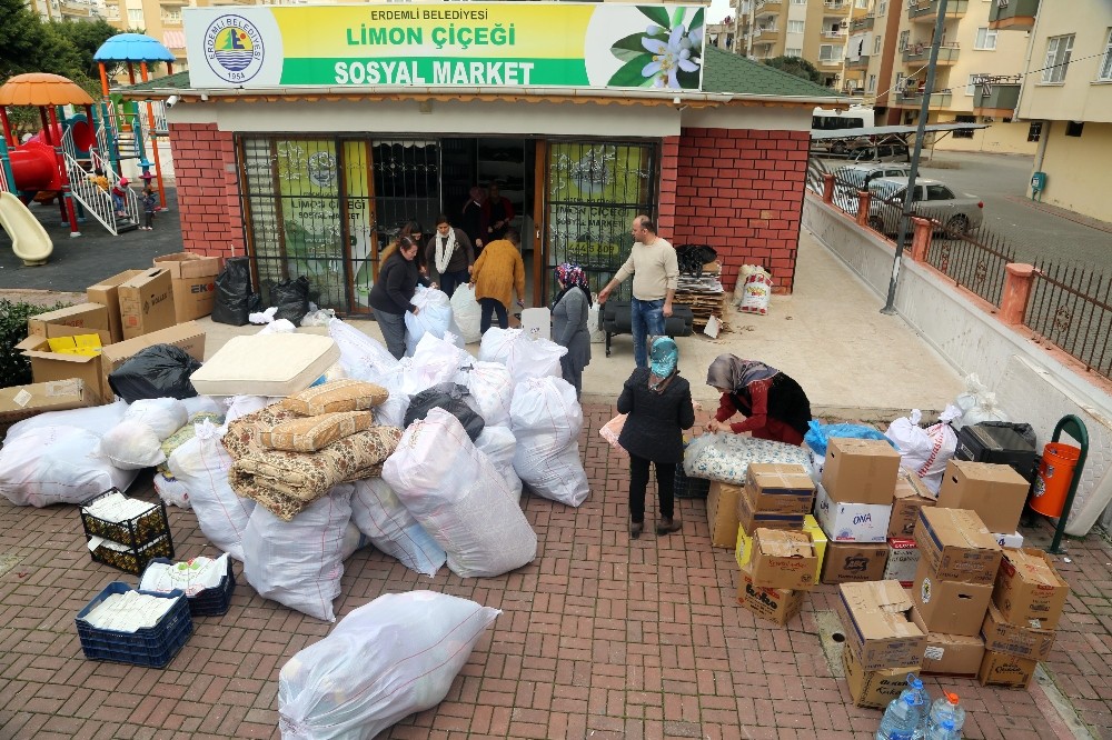 Mersin’den deprem bölgesine yardımlar yola çıktı 