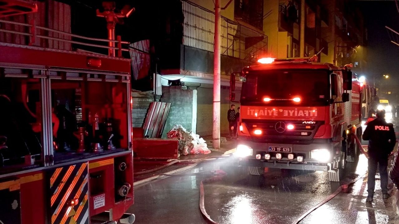 Mersin’i alarma geçiren yangın korkuttu