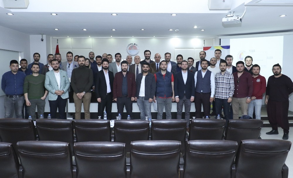 Mersinli genç girişimciler, tanışma toplantısında buluştu 