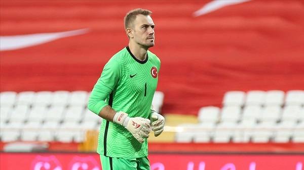 Mert Günok kaç yaşında? Mert Günok ne kadar kazanacak?