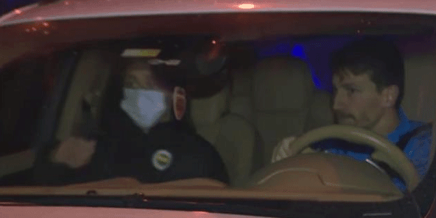 Mert Hakan Yandaş, yolda gördüğü Arda Gürel'i ailesinin yanına götürdü