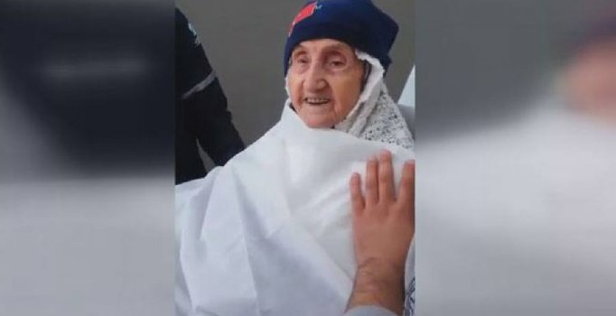 Meryem Nine Vodafone Arena'yı sedyeyle ziyaret etti