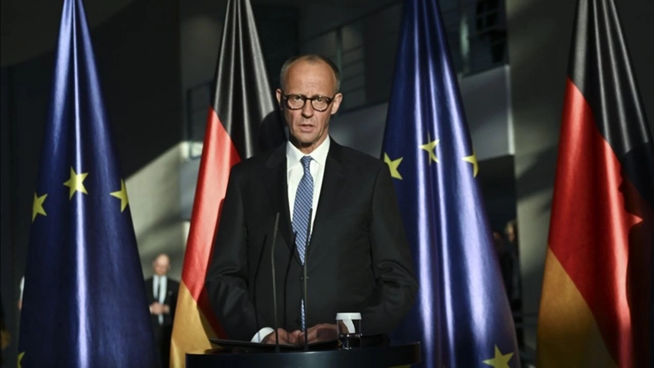 Merz düğmeye bastı: Almanya’da acil durum ilan edildi