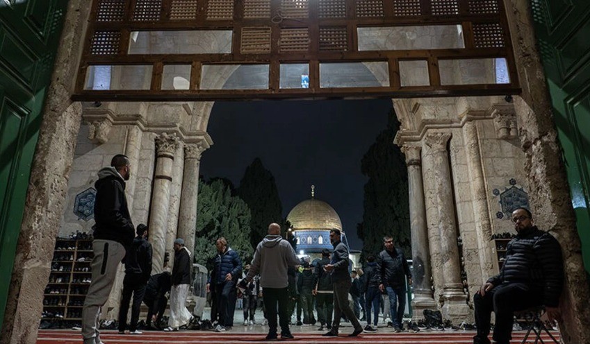Mescid-i Aksa açıldı ama tehlike sürüyor!