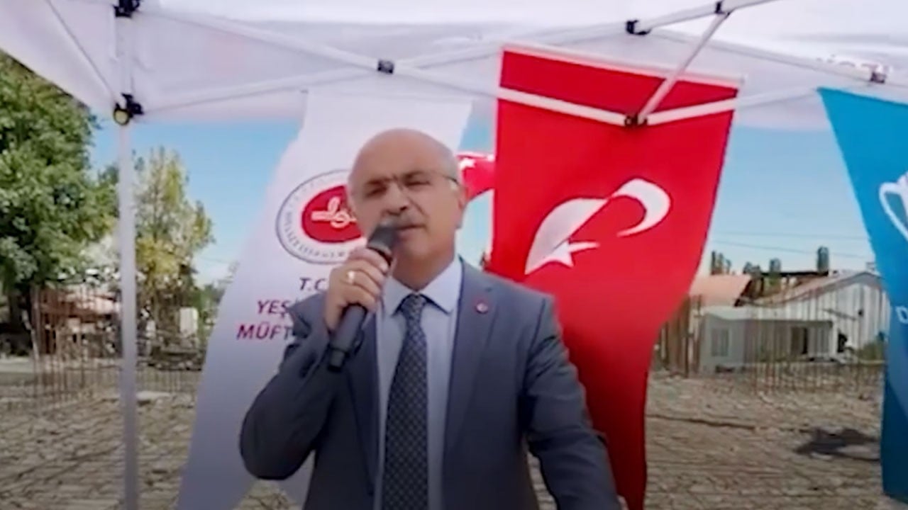 Mescid-i Aksa’ya mühendis başkan ayarı! Belediye başkanı hatayı görüp ilk harç törenini durdurdu