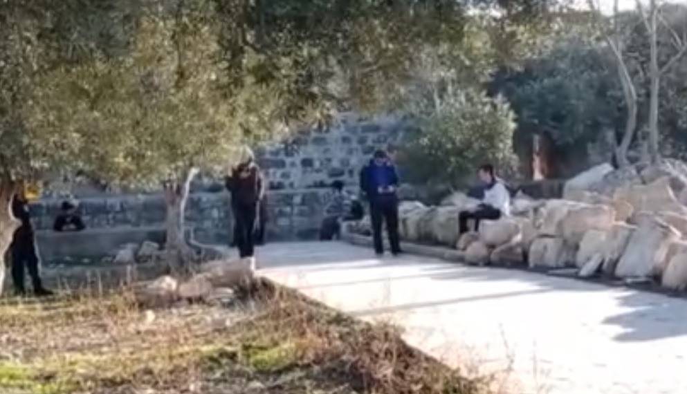 Mescidi Aksa’ya zorla girerek sözde talmudi ibadet yaptılar!