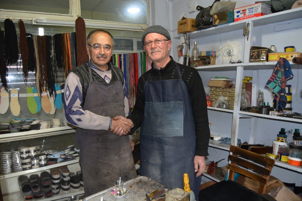 Mesleğin son iki temsilcisi dostluklarıyla örnek oluyor 