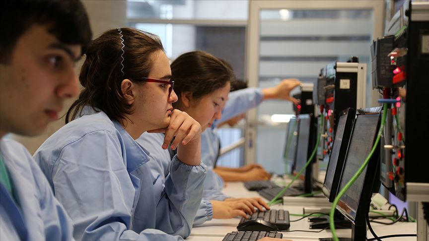 Meslek liseleri 2019'da ekonomiye 392 milyon lira kazandırdı