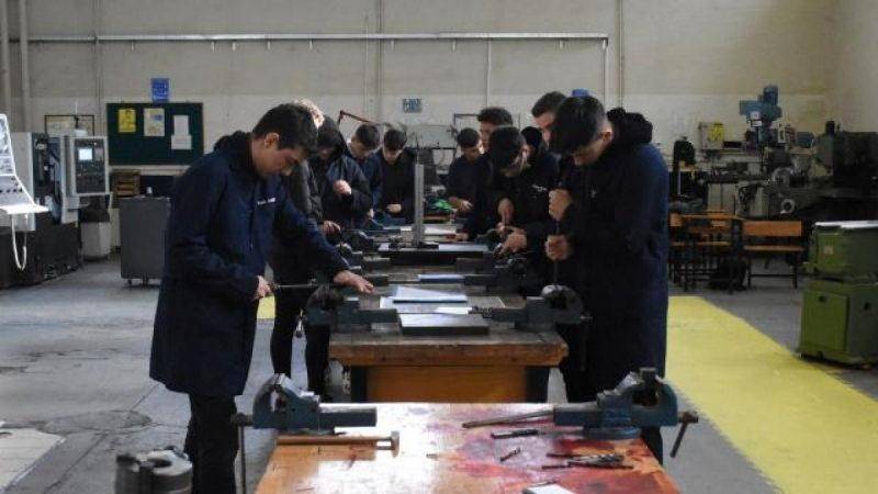 Meslek lisesi 27 ülkeye ihracat yapıyor!