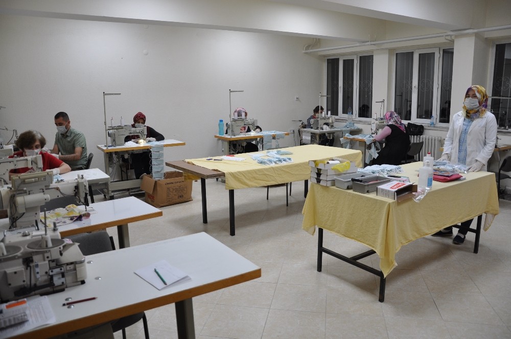 Mesleki Eğitim Merkezi’nden maske desteği 