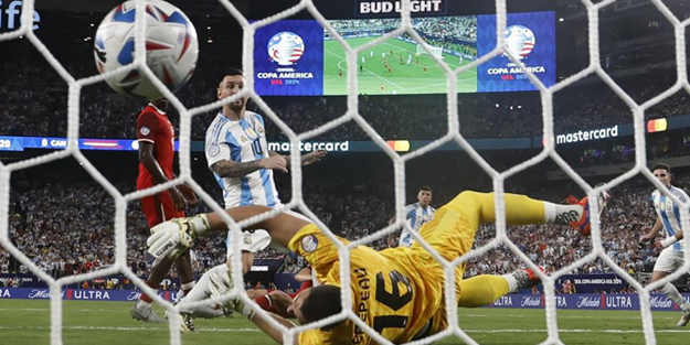 Messi damga vurdu: İlk finalist Arjantin oldu!