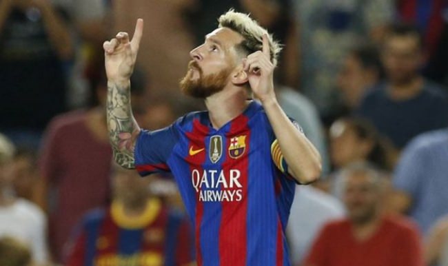 Messi rekora doymuyor