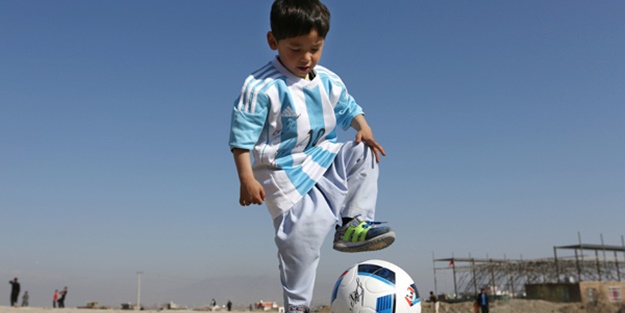 Messi forması ülke değiştirtti