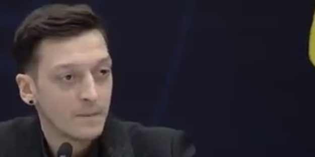 Mesut Özil, Fenerbahçe ile imzaladı! Burak Yılmaz'a olay cevap